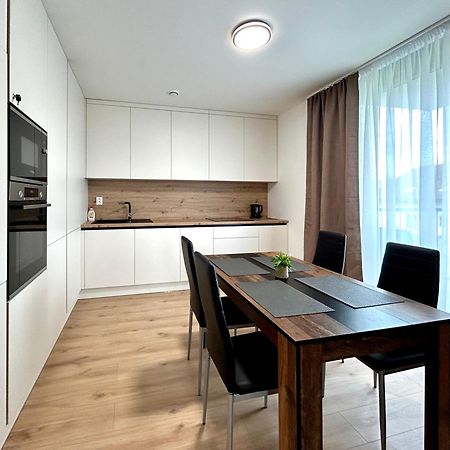 Urso Apartment Liptovský Mikuláš Exteriör bild